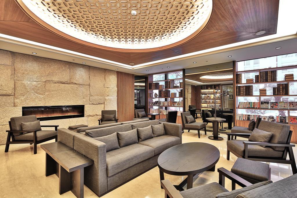 Queena Plaza Hotel Тайнань Экстерьер фото